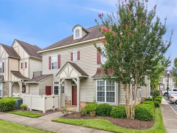 1208 Rivers Arch, Carrollton, VA 23314