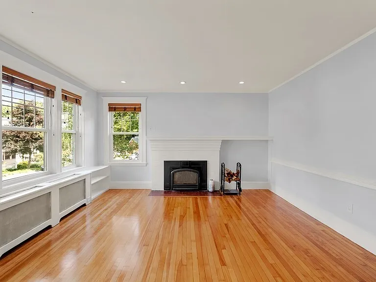 542 Eliot St #1 — Photo 6