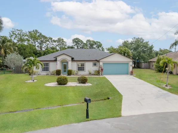 6443 NW Regal Circle, Port St Lucie, FL 34983