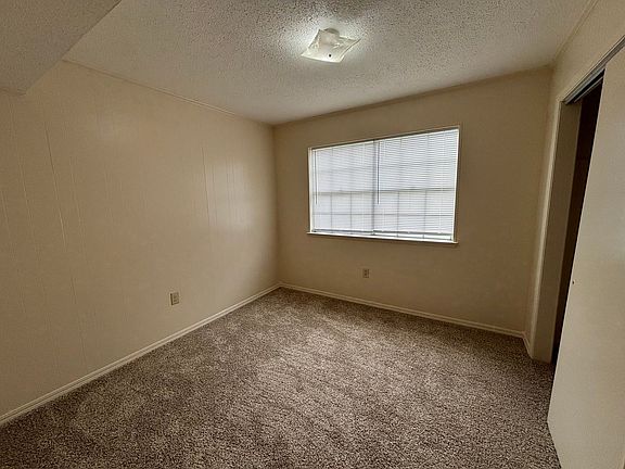 5th image of 514 W K St APT 6