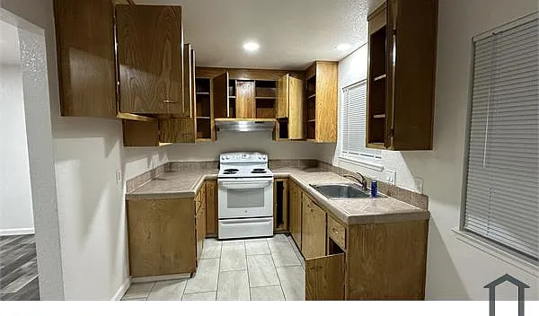 5694 Tucson Dr #1 — Photo 5