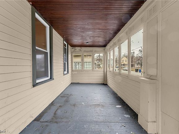 3rd image of 7903 Elton Ave