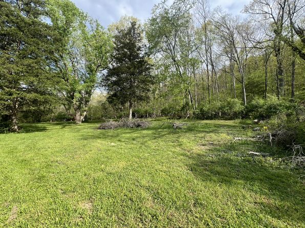 3881 Knight Dr, Whites Creek, TN 37189