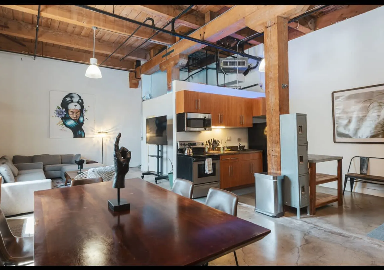 Arts District Loft w/ Free Parking, Walk to Tokyo — Photo 1