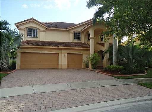 2nd image of 1094 Skylark Dr