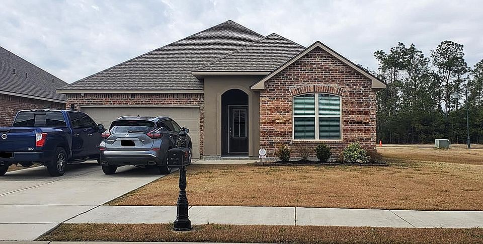1st image of 1500 Bogey Ln