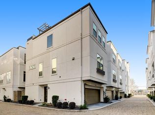5453 Larkin St, Houston, TX 77007