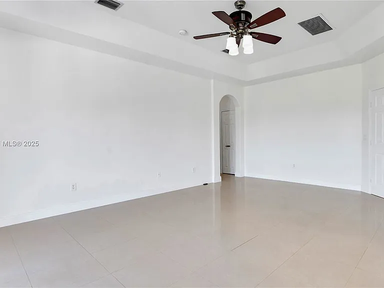 17994 NW 87th Pl — Photo 19