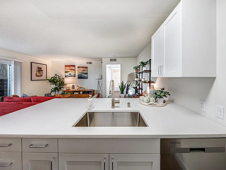 Updated Apartment Kitchens | Mira Vista Hills Apartments | Apartments for rent in Antioch, CA