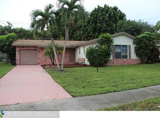 9633 SW 1st Pl, Boca Raton, FL 33428