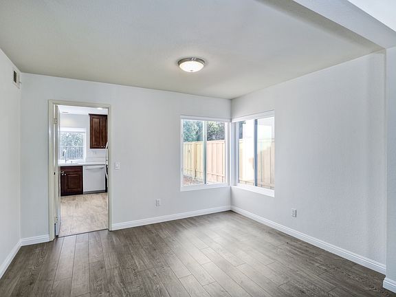3rd image of 4227 Kerwood Ct