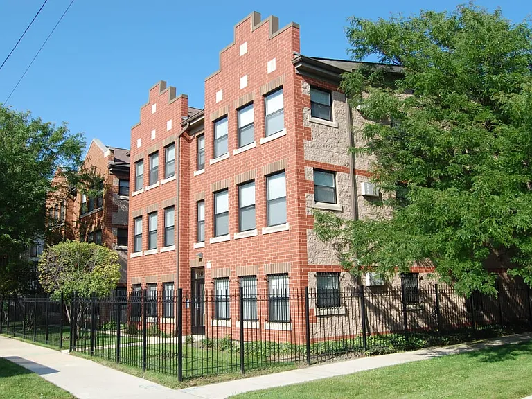 Willard Square Apartments — Photo 6