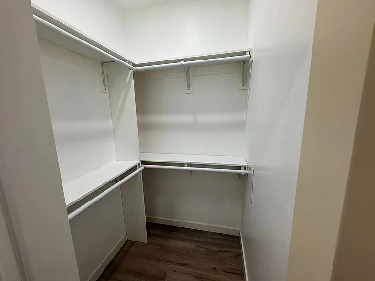 2121 Ocean View Blvd — Photo 12
