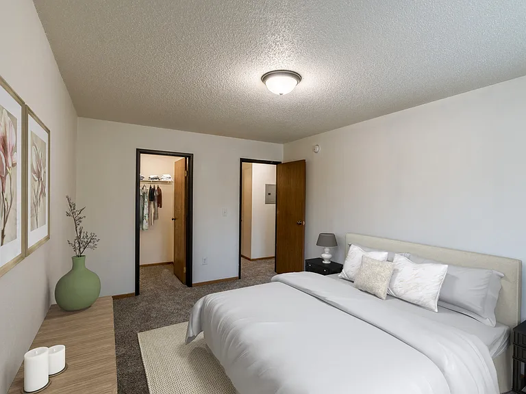 Grand Forks, ND Southview Apartments | Bedroom