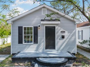 3623 S Walnut St, Farmville, NC 27828