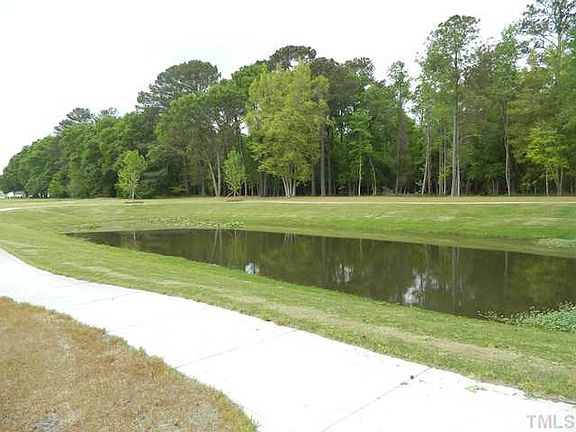 5th image of 206 Lake Dr