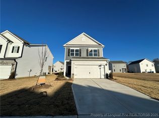 164 Courtside Dr, Dunn, NC 28334