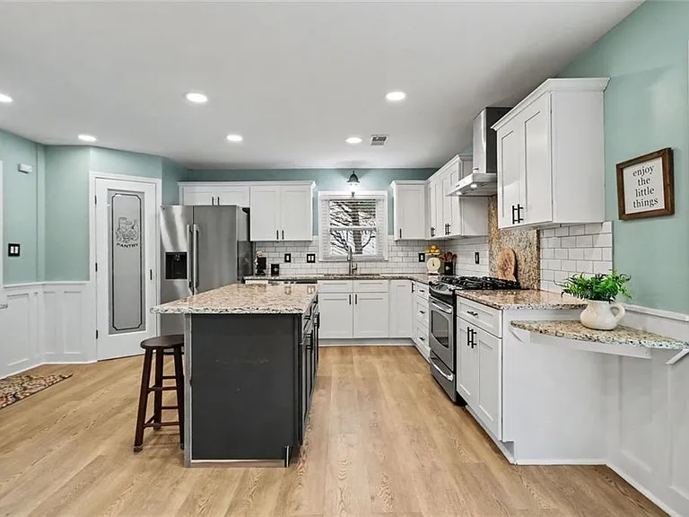 210 Fireside Way — Photo 8