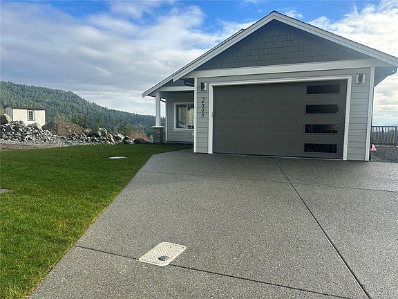 3rd image of 2605 Nickson Way