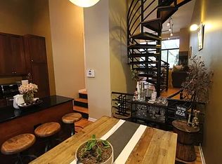 1010 W Fry St, Chicago, IL 60642