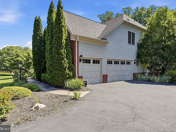 2nd image of 11651 Chanceford Dr