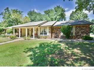 304 W Charlotte St, Broken Arrow, OK 74011