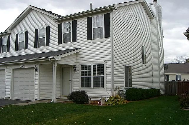 1st image of 2513 Stonybrook Dr