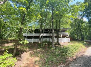 32 Bear Ridge Rd, Cleveland, GA 30528