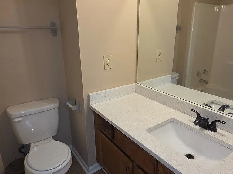 3611 Main Station Dr SW — Photo 38