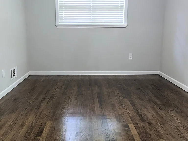 2036 Kenwood Pl SE — Photo 14