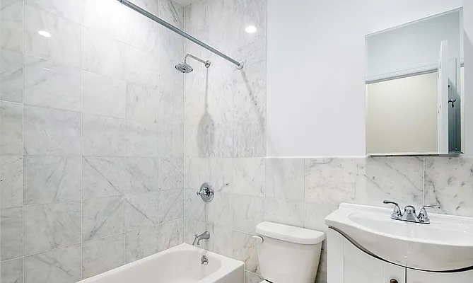 Rented by Bold New York | media 27