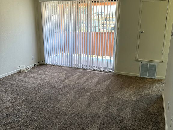 3rd image of 90 Ward Ct APT 1