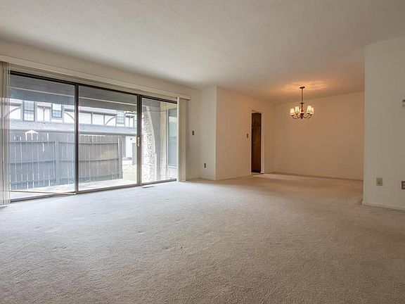 2nd image of 7423 W 102nd Ct