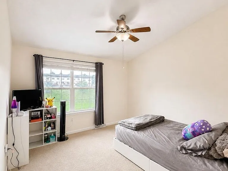 10551 Cherry Grove Ct — Photo 17