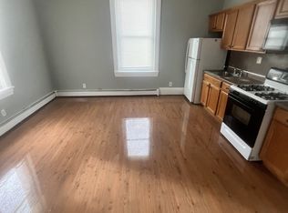 239 Vine St #11304452, Riverside, NJ 08075