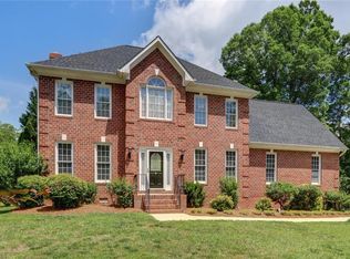 3306 Morris Farm Dr, Jamestown, NC 27282