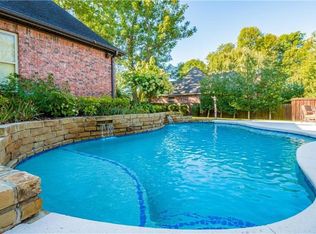 3968 W Edgewater Dr, Fayetteville, AR 72704