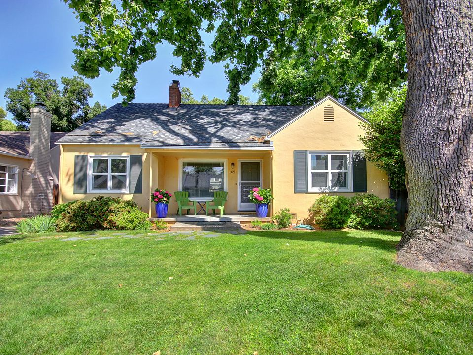 Cute 1940's era single story home - fully remodeled