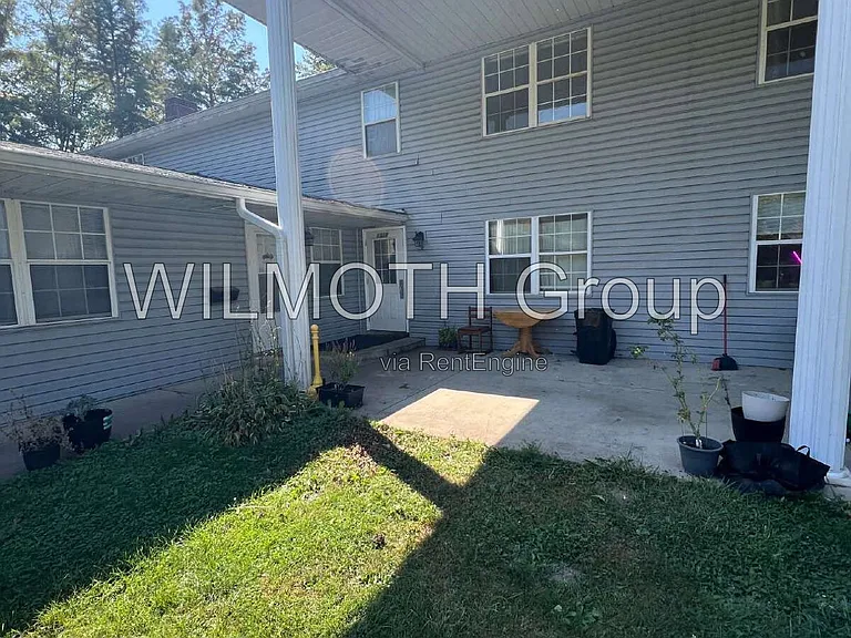 1310 Millerwood Dr #3 — Photo 1