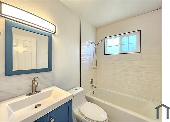 2236 Peach Ave #4 — Photo 16