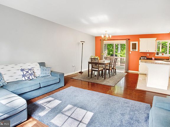 4th image of 16059 Laconia Cir