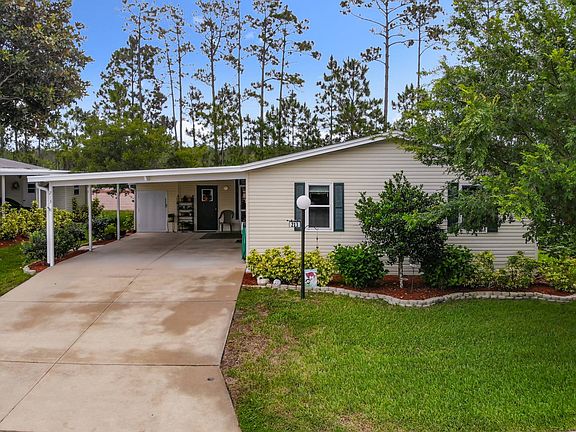 3rd image of 213 Blue Heron Lake Cir