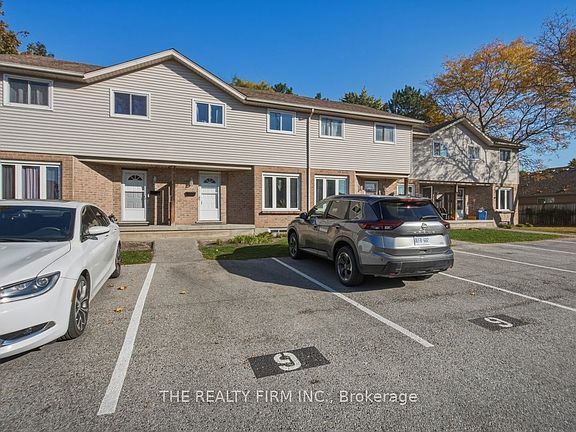 4th image of 628 Wharncliffe Rd S #9