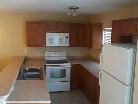 4th image of 153 Ivy Ln APT 4