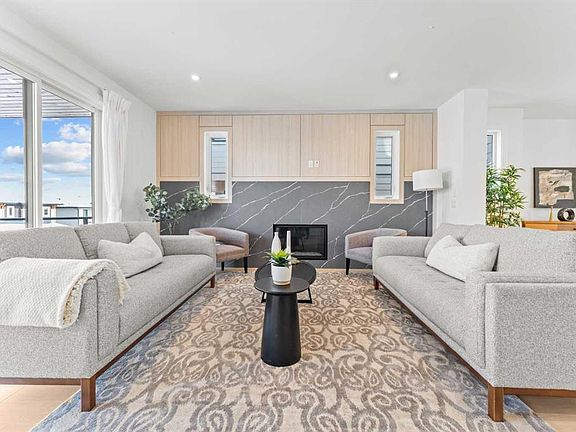 4th image of 60 E Timberline Way SW