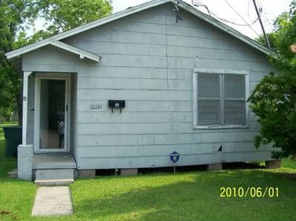 2075 Gieffers St, Lake Charles, LA 70601