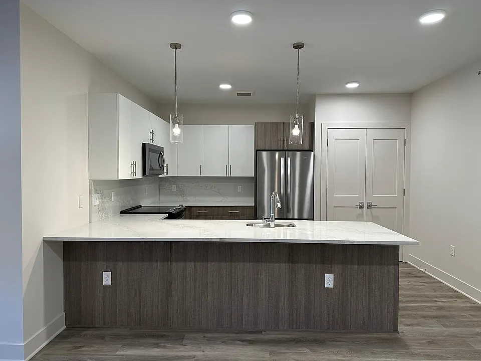 205 Stuyvesant Ave #302