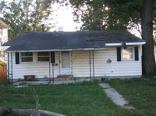 636 N Walnut St, Centralia, IL 62801