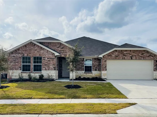 1605 Central Park Dr, Alvarado, TX 76009