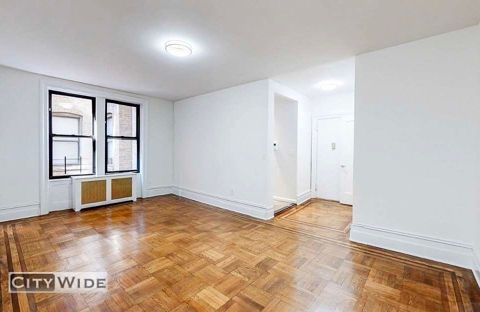1st image of 206 W 104th St APT 44